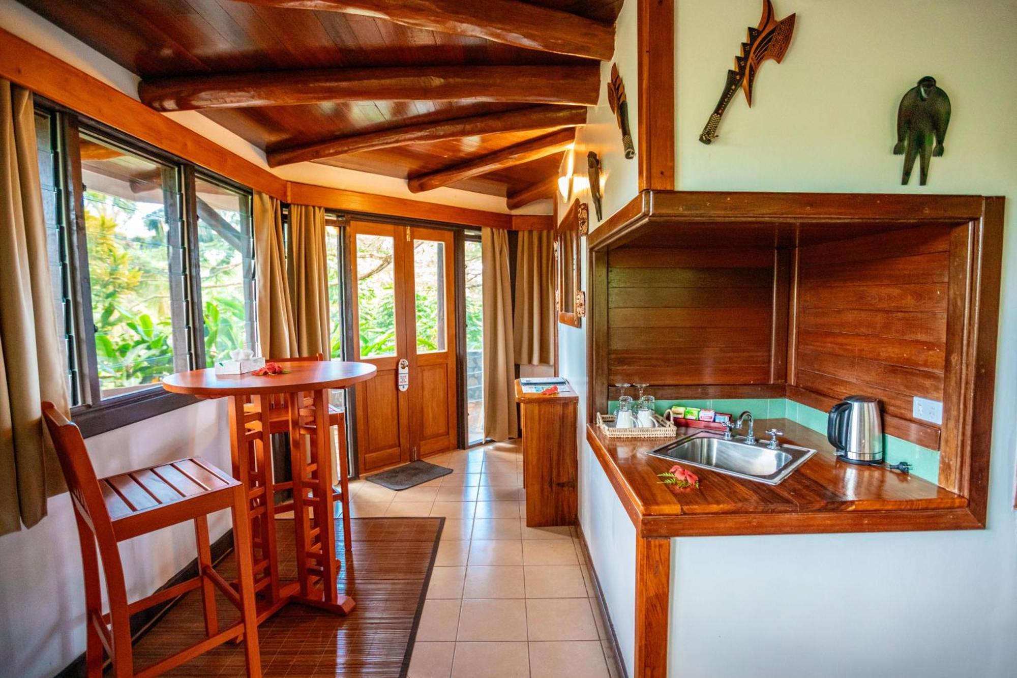Koro Sun Resort & Rainforest Spa Savusavu Exterior foto